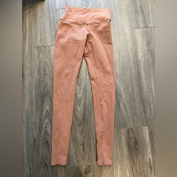 ALO Yoga High-Waist Airbrush Legging - Chestnut - Picture 2 of 3